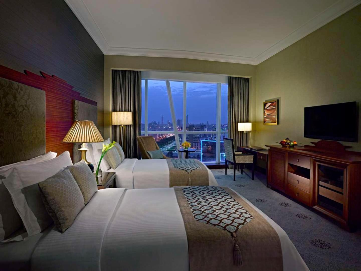 Dusit Thani Abu Dhabi Exterior photo Deluxe room